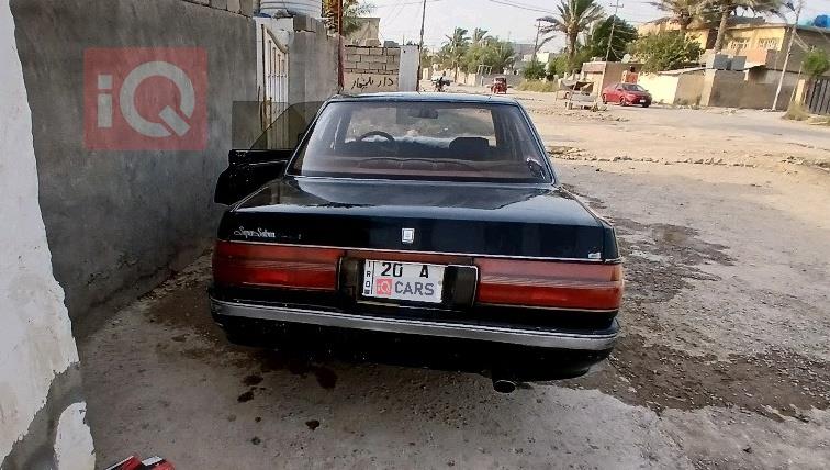 تۆیۆتا کراون